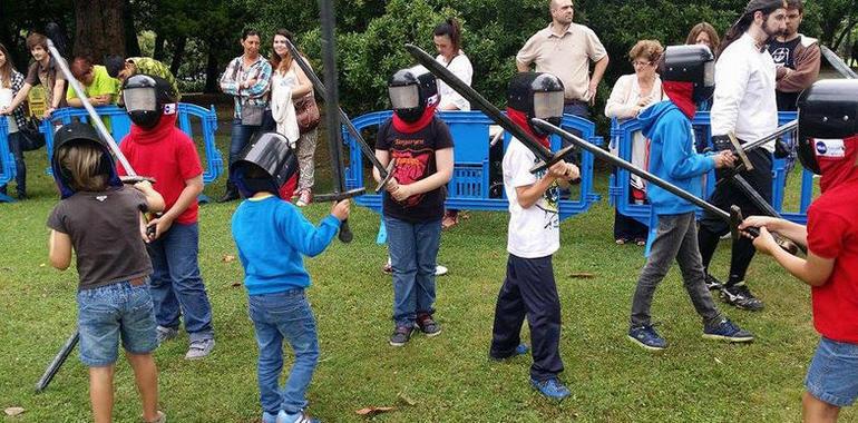 Talleres de iniciación a la esgrima y ropa medieval en el Centro del Prerrománico Asturiano