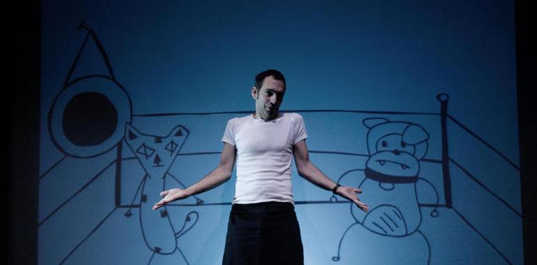 El espectáculo infantil Como perro y gato, en el teatro de La Laboral