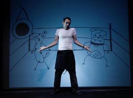 El espectáculo infantil Como perro y gato, en el teatro de La Laboral