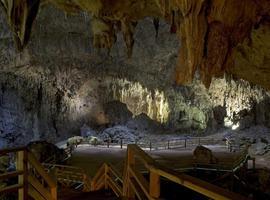  Los instrumentos musicales más antiguos sonarán en la Cuevona de Ardines este sábado
