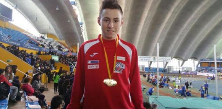 El poleso Alejandro Onís, campeón de España cadete de 1.000 metros en pista cubierta