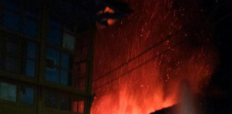 Domingo accidentado con 2 incendios en viviendas y otro en un coche