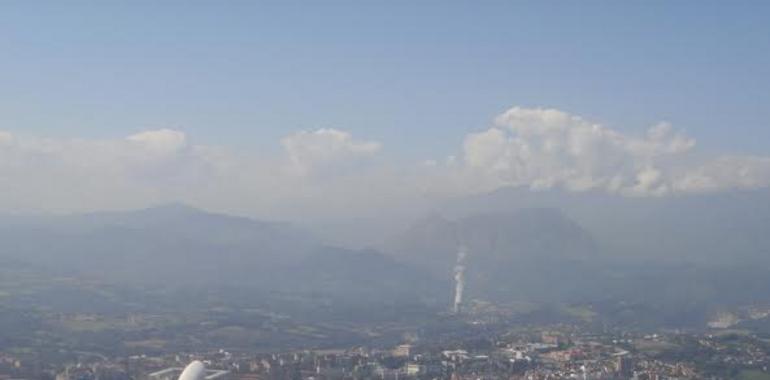 Ecoloxistas alertan de contaminación aérea por benceno en Oviedo