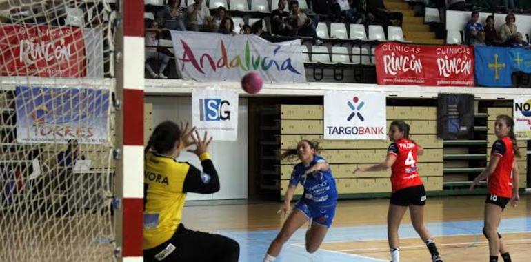 El Jofemesa Oviedo Balonmano Femenino sufre su derrota más abultada