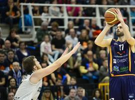 El Peñas Huesca se impone al UF Baloncesto En Pumarín