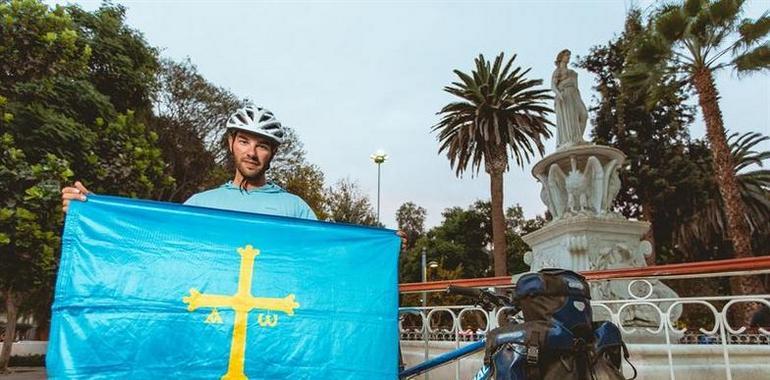  Juan Menéndez Granados se merienda el desierto de Atacama sólo y a pedales 