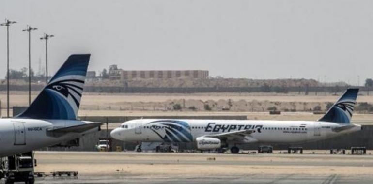 Hallados los primeros restos del avión de Egyptair hundido en el Mediterráneo