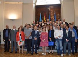 Oviedo rinde homenaje a los funcionarios municipales que se jubilan