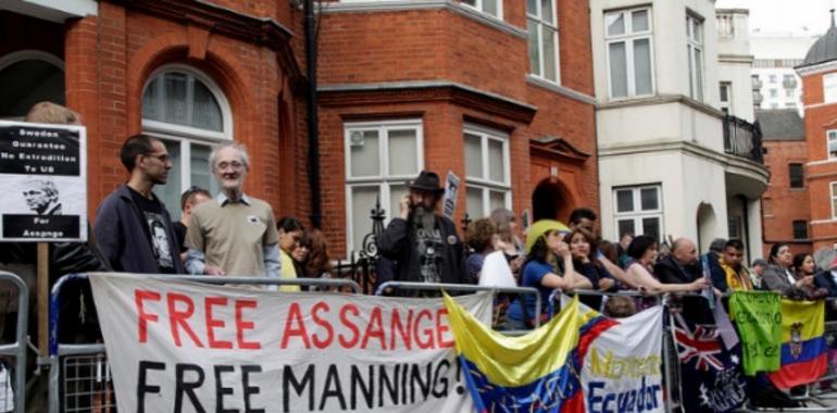 Julián Assange: Cuatro años de aislamiento forzado