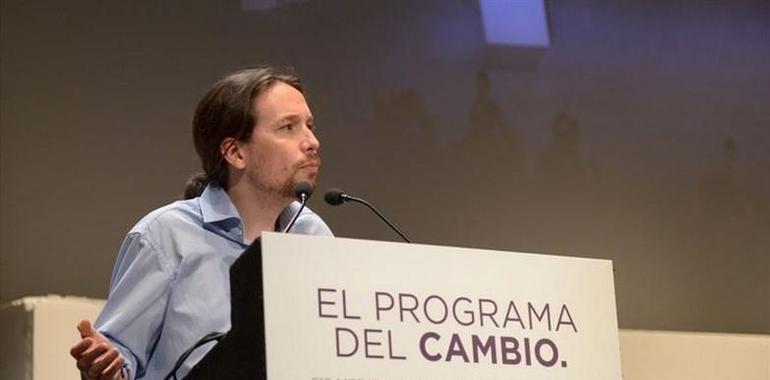 Podemos quier llevar el referendu catalán a una mesa de diálogu paralela