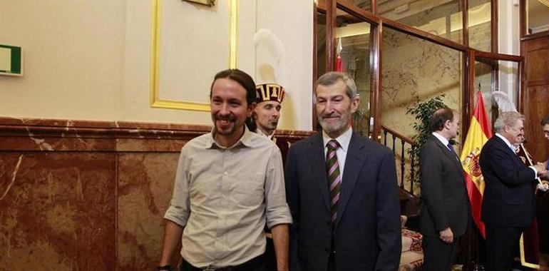 El general Julio Rodríguez devolverá La Vega a Oviedo si Podemos gobierna