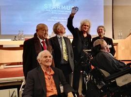 Fiesta de la ciencia: Stephen Hawking invitado de honor