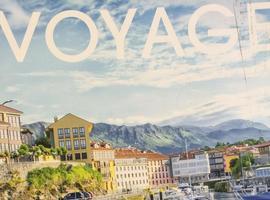 El puerto de Llanes ilustra la portada de las revistas turísticas de Brittany Ferries