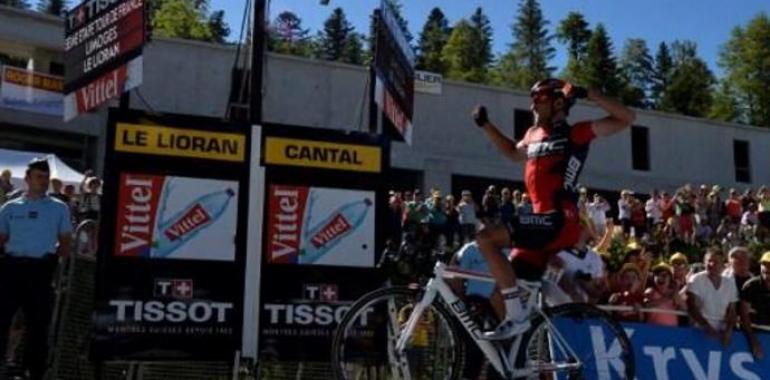 Van Avermaet (BMC) lidera el Tour de Francia tras ganar la quinta etapa