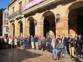 Las instituciones asturianas condenan el asesinato machista de una ovetense en Melilla