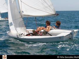 Tercera tirada del Trofeo de Verano de Vela Ligera en Gijón