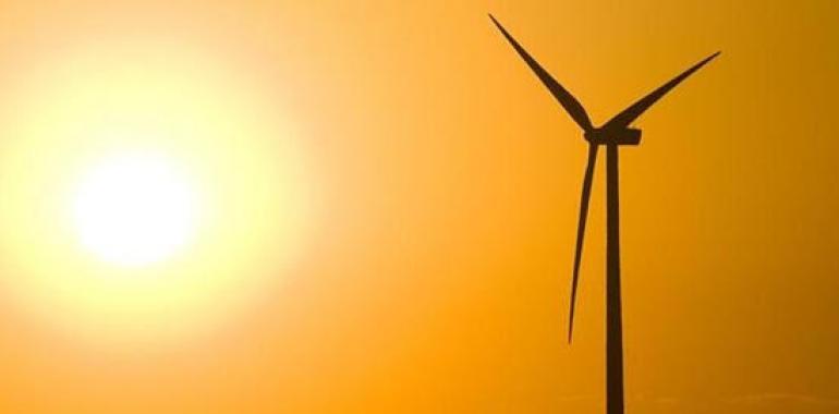 Greenpeace descubre por qué en verano te encarecen la electricidad