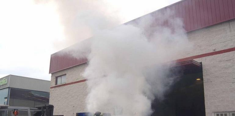 Intoxicado un trabajador por inhalación de humo de polvo de zinc en Polígono de Viella