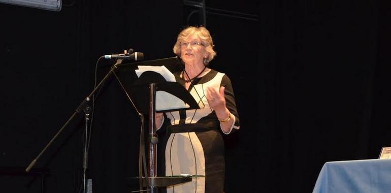 Nélida Gómez Corzo distinguida con el premio Excelencia Sanitaria