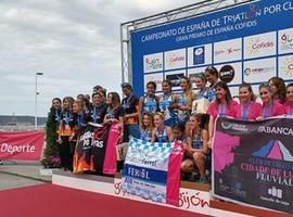 El Triatlón de la Mujer, una gran fiesta en Gijón