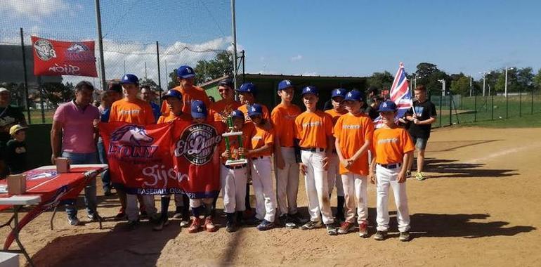 Béisbol: Amiguitos de London campeón de la Bronco 12U Gijón