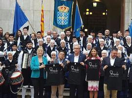 Las bandas de gaitas Ciudad de Oviedo y Vetusta en Tarragona y Barcelona