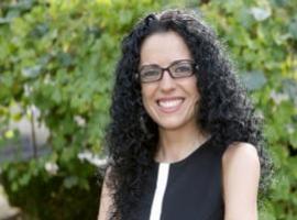 La escritora Vanessa Gutiérrez gana el Premio Máximo Fuertes Acevedo de Ensayo en asturiano