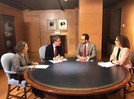 El PSOE pacta con Industria prohibir cortes de luz a familias vulnerables