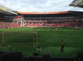 Gijón entrega la concesión por 30 años al Sporting del estadio El Molinón 