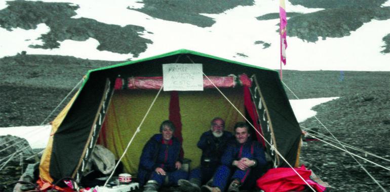 Se cumplen 30 años del primer campamento español en la Antártida