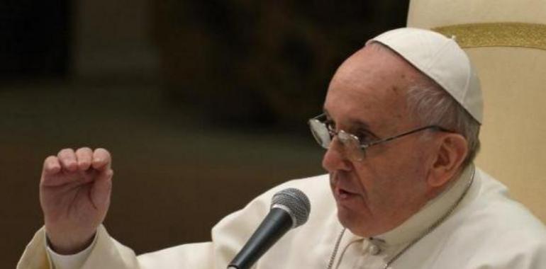 El Papa exige a los obispos tolerancia cero ante sacerdotes pedófilos