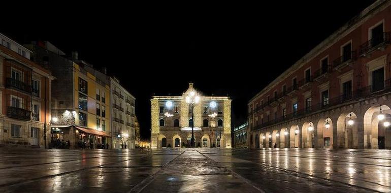 Otea defiende la fiesta de fin de año en Gijón, aunque no el botellón