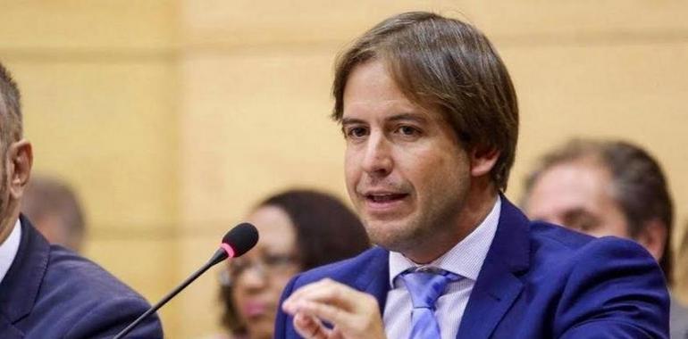 Cristiano Brown se presenta como candidato a liderar UPYD 