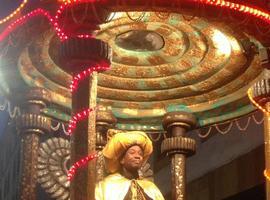 La Cabalgata de los Reyes Magos abre noche mágica de Oviedo
