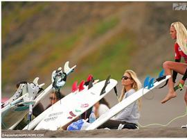 La hawaiana Malia lider 6-Star Billabong Girls