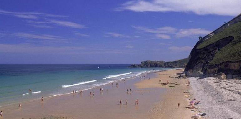 Llanes lleva a #Fitur su mejor oferta y renueva su "Q" de calidad turística