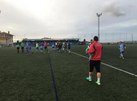 El Avilés Stadium gana en La Camocha y se coloca segundo en la tabla