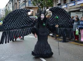 El Antroxu calienta motores en Oviedo con los concursos de disfraces y escaparates