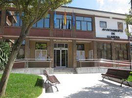 Llanera remunicipaliza el servicio de parques y jardines
