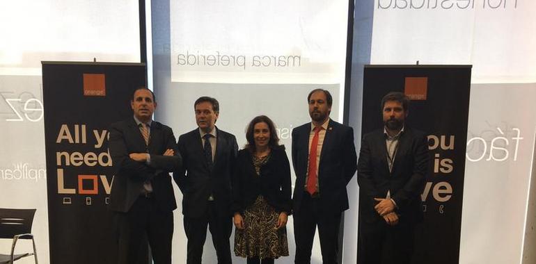 El centro de atención al cliente de Orange en Oviedo supera los 1.000 empleados