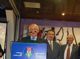 Presentación de El Baluarte en León y Luanco