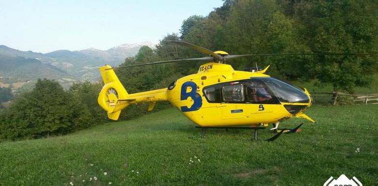 Dos heridos al volcar un todoterreno en La Pilarina de Cangas