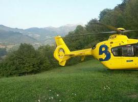 Dos heridos al volcar un todoterreno en La Pilarina de Cangas