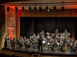La Banda de Música de Mieres homenajea a “la tierrina” en su Concierto de Primavera 