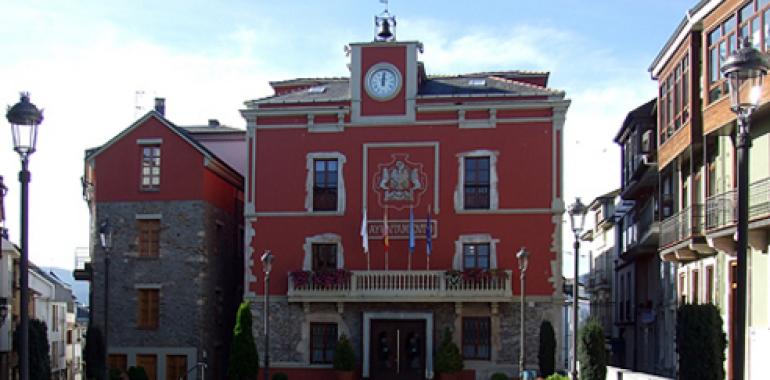 Navia contará con la primera Oficina Europarlamentaria de Podemos en zona rural