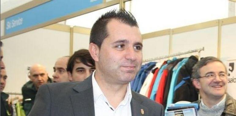 Los concejales socialistas de Aller piden la baja del PSOE en apoyo a su alcalde