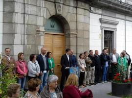 Llanes acude al Día de las Villas Marineras en Laredo