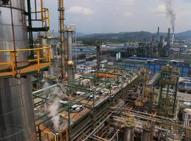 OPEP seguirá reduciendo producción petrolera otros 9 meses