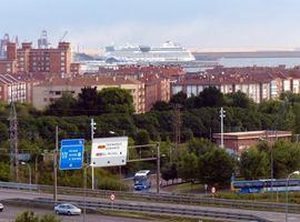 Casi seis mil pasajeros llegan el jueves a Gijón en dos cruceros