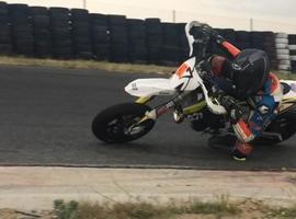 Tercera carrera para ADRI#77 en el SuperMotard 85 cc Valladolid